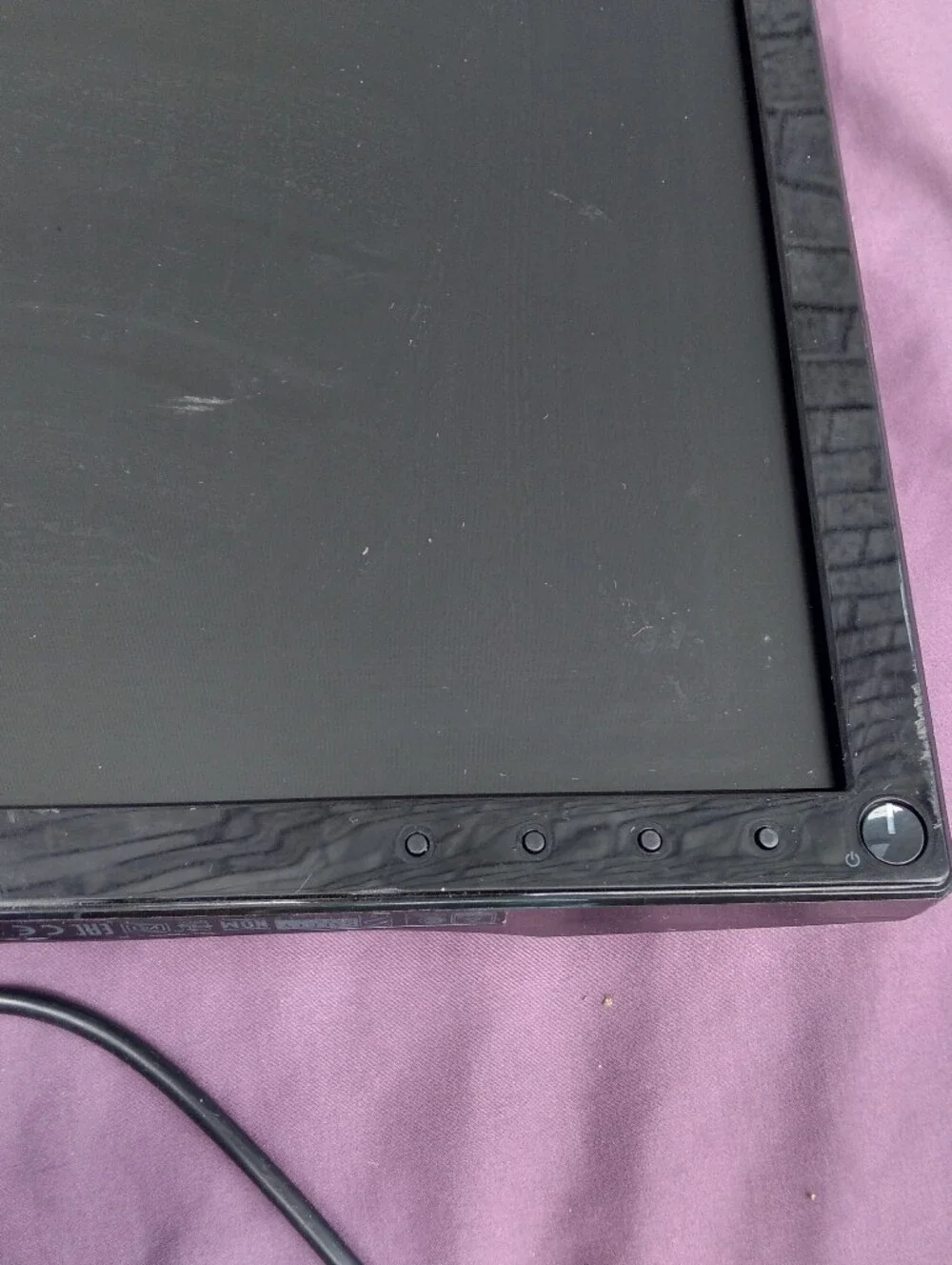 Dell 19 Black LED Monitor with Silver Stand